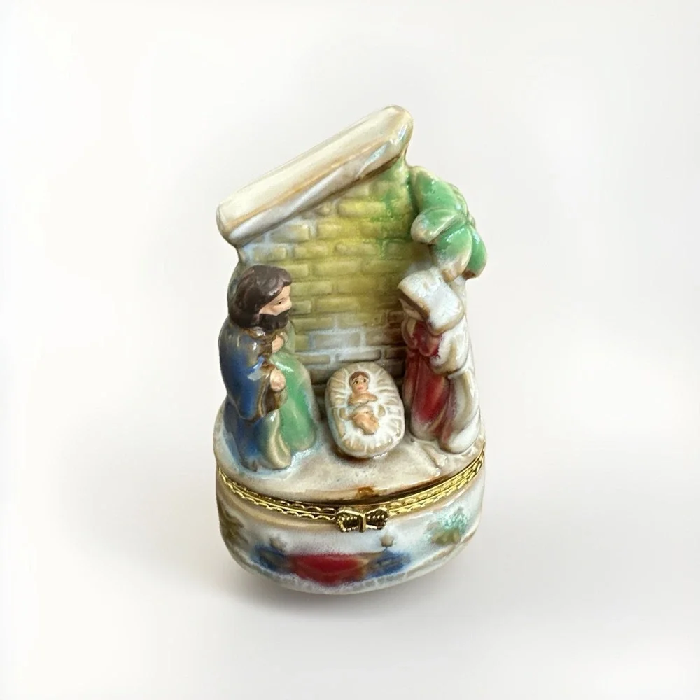 Vintage Porcelain Nativity Trinket Box Mary Joseph Baby Jesus Hinged Gold‎